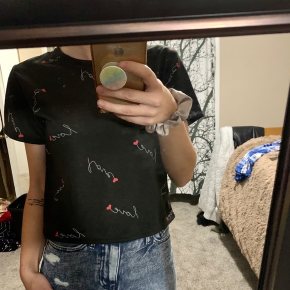 LAST CHANCE! Graphic Love Heart Black Crop Top - Picture 3 of 8